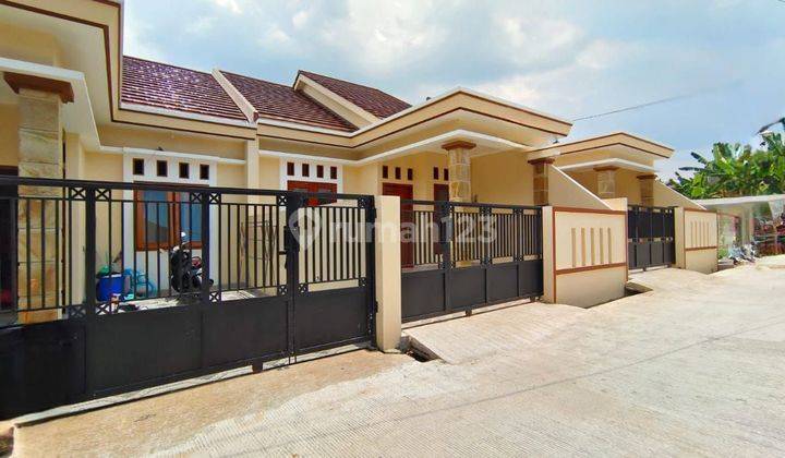 Rumah 2 lantai luas murah pasar modern cikunir 2