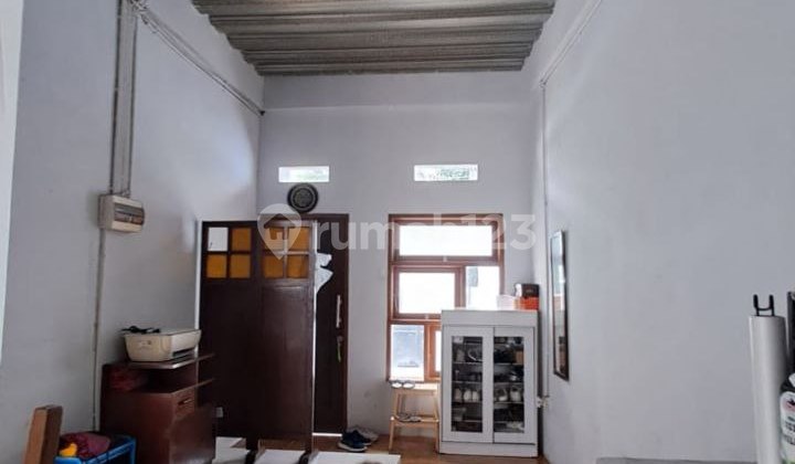 2-Story Boarding House with Main House Bonus 2