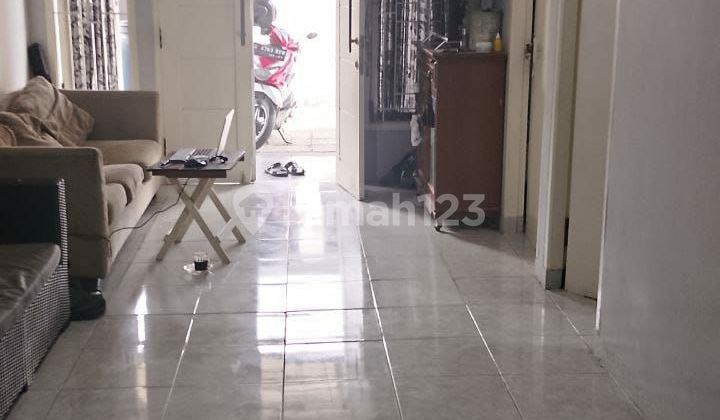 Rumah Murah 2 Lantai Semi Furnised di Bintara 2