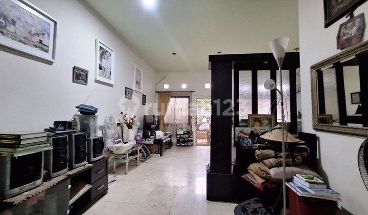 Rumah 2 Lantai Hook Di Jatiwaringin Bekasi 2