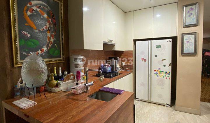 Dijual Apartemen Regatta Lantai Sedang Sea View 2