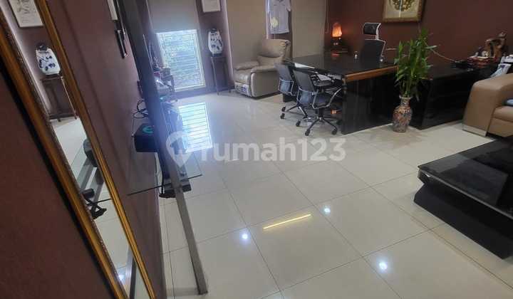 Dijual Ruko Gandeng Boutique Office Kemayoran Hoek + Badan