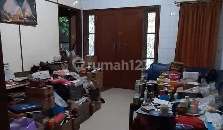 For Sale: House in Kebon Sirih, Menteng, Central Jakarta 2