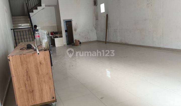 Disewa Ruko Lokasi Strategis Siap Huni Bagus Rapi  2