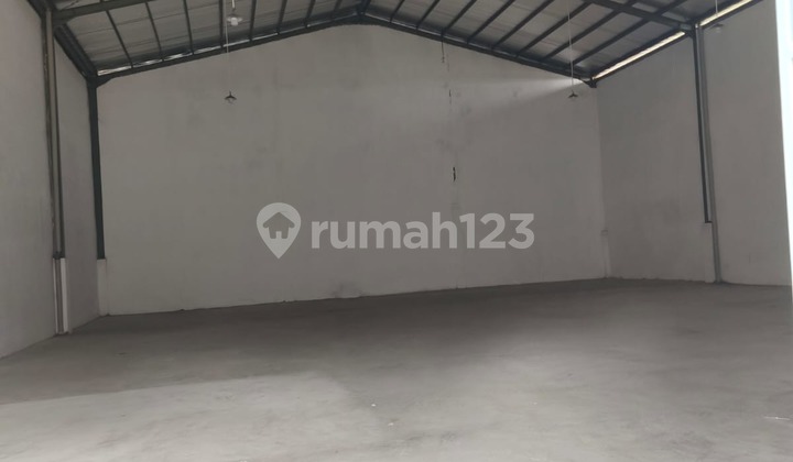 Disewa Gudang di Pergudangan Kavling Dpr Cipondoh , Tangerang