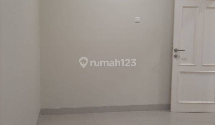 Dijual Rumah Puri Media Kembangan Selatan SHM Semi Furnished 2