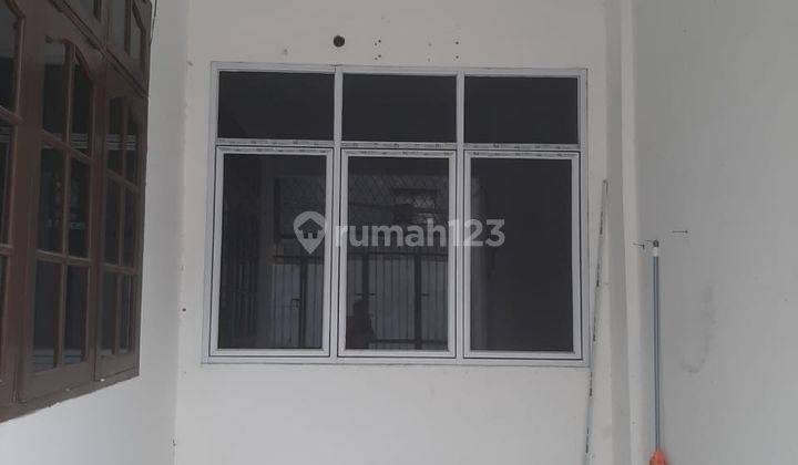 Dijual Rumah di Pademangan Hadap Utara Unfurnished 3 Lantai 2