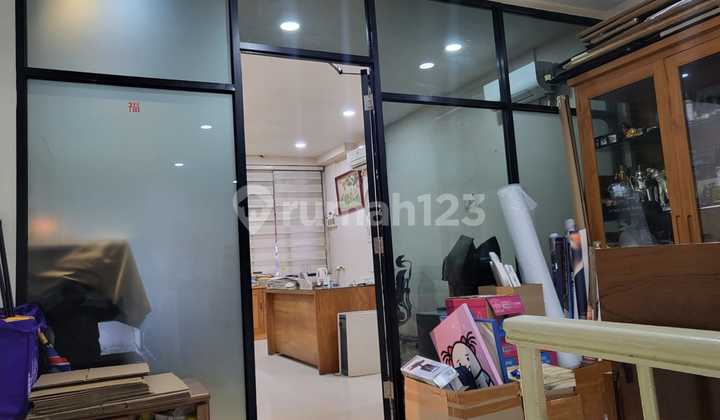 For Sale Attached Shophouse in Duta Harapan Indah Complex HGB Ready to Occupy 2