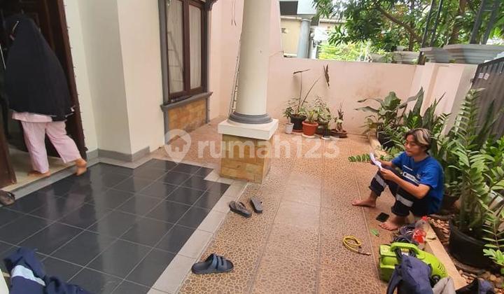 Dijual Rumah Di komplek Grand Galaxy City Bekasi 2