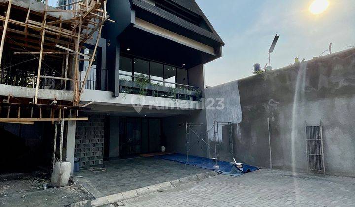 Rumah baru 3 lantai kemang jakarta selatan 1