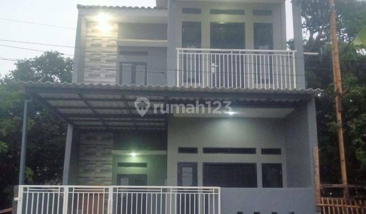 Rumah strategis jalan pramuka mampang depok 1