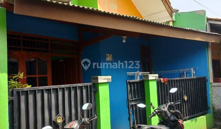 Rumah second  jalan pramuka panmas depok  1