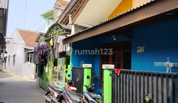 Rumah second  jalan pramuka panmas depok  2