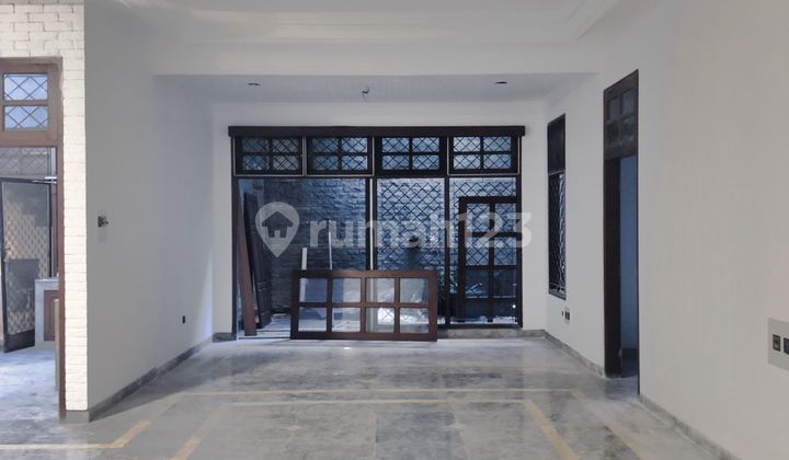 Sewa Rumah Di Boulevard Permata Buana Baru Renovasi Cocok Buat Bakery,coffe shop ,klinik kecantikan 2