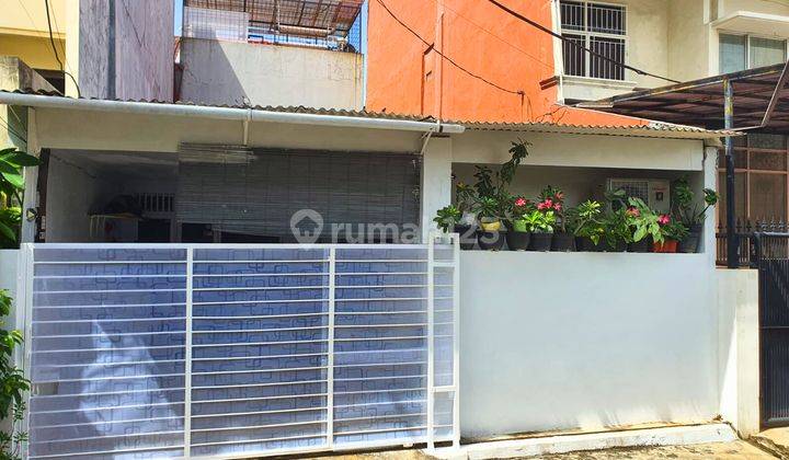 Dijual Cepat Rumah Hitung Tanah di Puri Indah Jakarta Barat 1