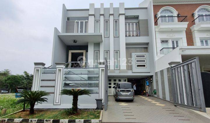 Dijual Rumah Mewah Ada Lift Dan Swimming Pool di Permata Buana Jakarta Barat 2