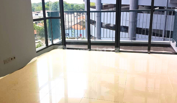 Jual Apartemen St Moritz Tower Royal Lantai Rendah