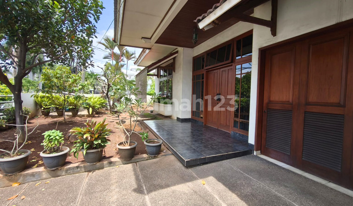 Turun Harga Dijual Rumah Siap Huni di Puri Indah Jakarta Barat Posisi Hook 2