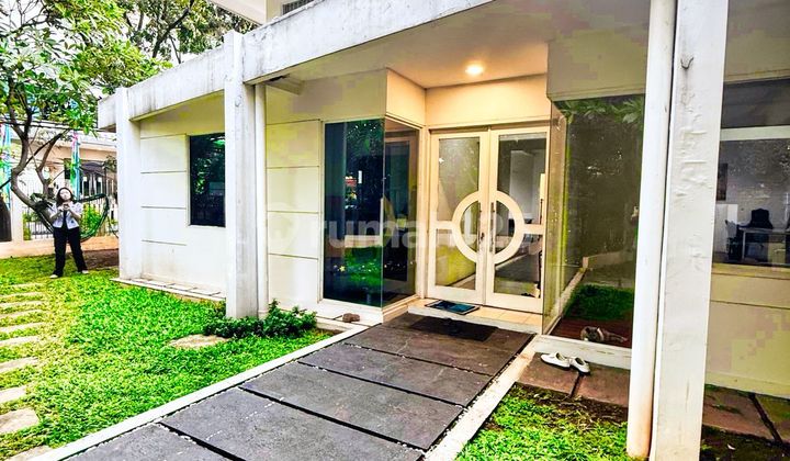Dijual Rumah Hook Komersial Hitung Tanah Di Senayan Kebayoran Baru Hadap Jalan Raya Cocok Buat Dibangun Ulang 1