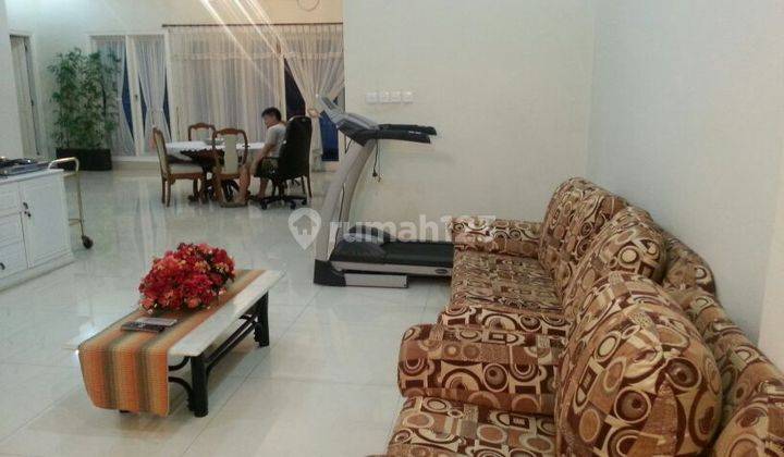 Dijual Rumah di Menteng Sudah Ada Penyewa Tetap 7 Tahun 2