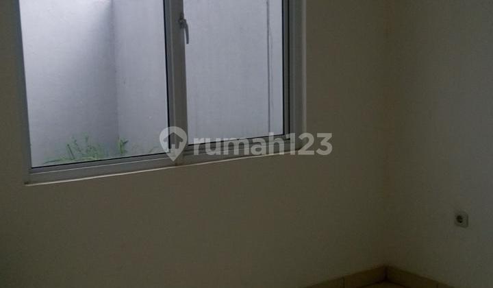 For Sale Ready to Occupy House in Serpong Tangerang 2