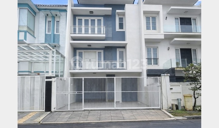 Dijual Rumah Siap Huni di Permata Buana One Gate Sistem Dijual Rumah Siap Huni di Permata Buana One Gate Sistem
