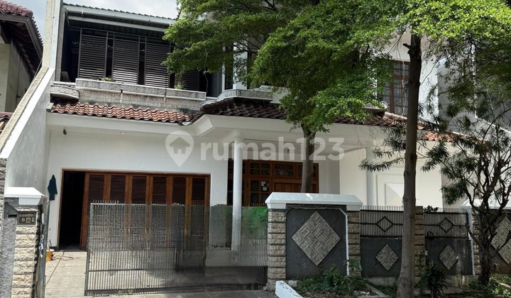 Sewa Rumah Di Boulevard Permata Buana Baru Renovasi Cocok Buat Bakery,coffe shop ,klinik kecantikan