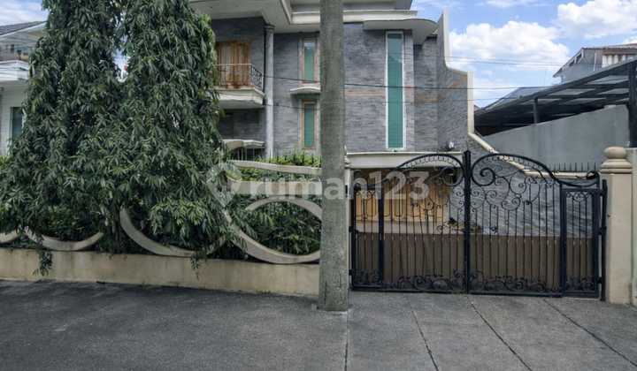 Jual Rumah Mewah di Boulevard Puri Indah Jakarta Barat