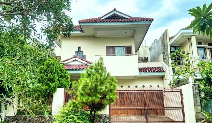 Rent a Ready-to-Occupy House in Permata Buana, West Jakarta Rent a Ready-to-Occupy House in Permata Buana, West Jakarta