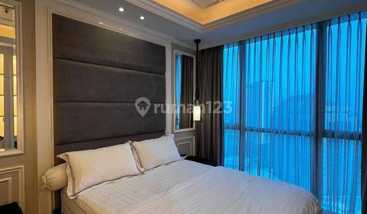 Dijual Apartemen The Windsor Private Lift 3+1 BR Full Furnished 2