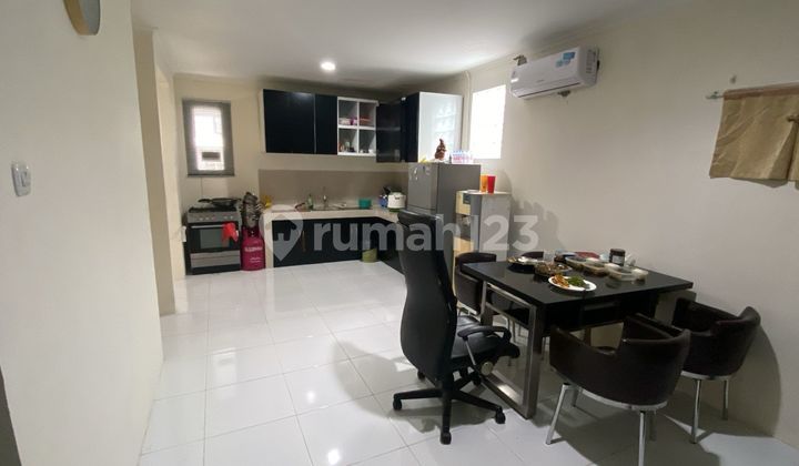 Di Jual Cepat, Rumah di Green Court