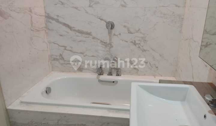 disewa Apartemen Izzara 2BR Uk108m² Elegant Rapi at Jakarta Selatan 2