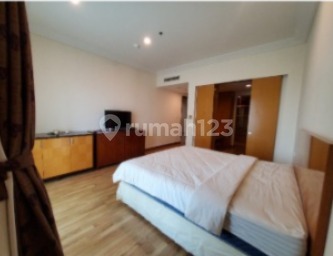For Rent Neat Best View Apartment Pakubuwono Residence 2+1 Study Room Size 245m² Furnished in South Jakarta 2