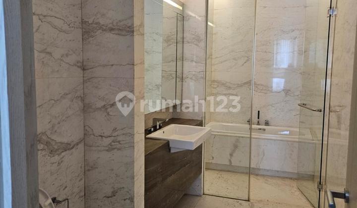 For Rent Izzara Apartment 2+1BR Furnished Size 147 m² in South Jakarta 2