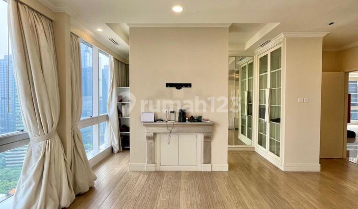 Dijual Apartemen Cal=pital Residence 3br uk177m2 at SCBD Jakarta Selatan