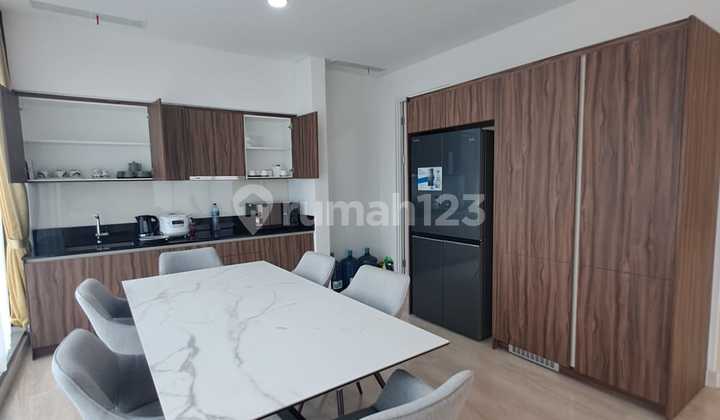 For Rent Apartment 57 Promenade 3BR Size182m² furnished In South Jakarta