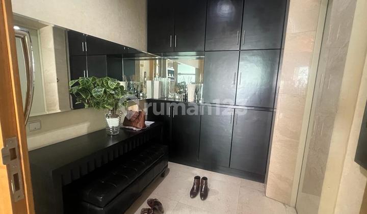 For Rent Senayan Residence 4BR Size 273 sqm Fully Furnished Best Price in South Jakarta 2