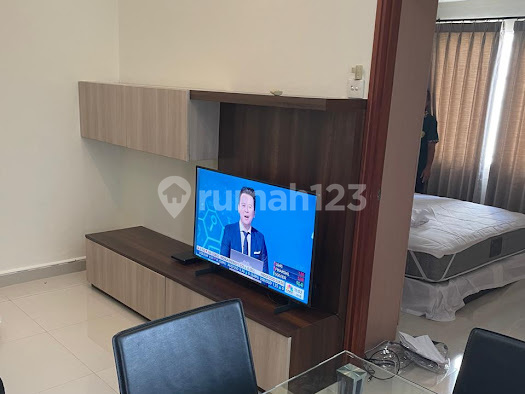 Disewa Apartemen Sudirman Park Uk 78m² furnished at Jakarta Pusat  2