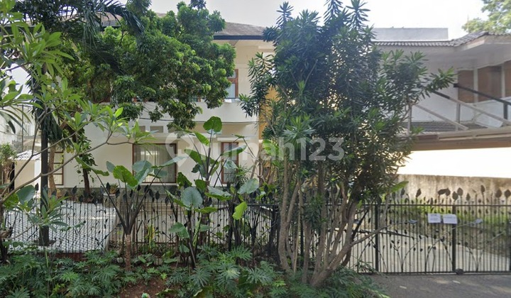 For Rent: Pondok Indah House on Metro Duta I Street, Size 700 sqm in South Jakarta 1