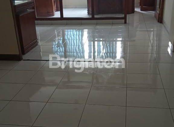 RUKO 5 LANTA DI JAKARTA SELATAN 2