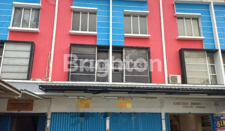 RUKO 3 1/2 STRATEGIS DI  SAWANGAN DEPOK 1