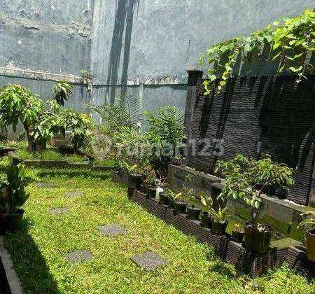 Rumah Dijual di Bintaro Sektor 7 Ada Taman Depan Dan Belakang 1