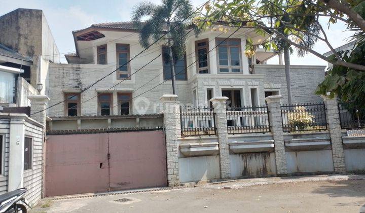 Rumah dijual murah Lantai2  Ampera sangat strategis 1