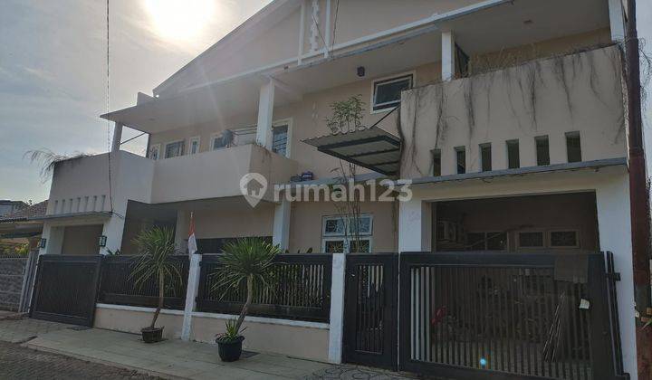 Rumah  diJual Cepat 2 Lantai  graha raya strategis  2