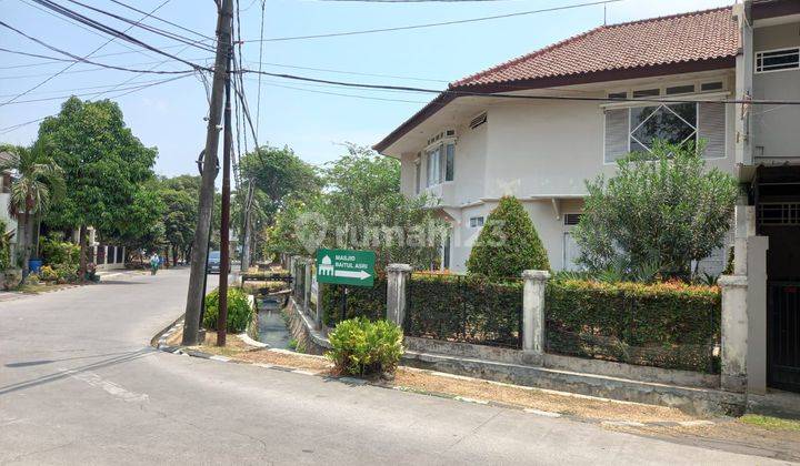 Rumah 2 Lantai dijual murah lokasi strategis  Kota Bekasi 1