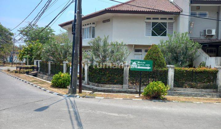 Rumah 2 Lantai dijual murah lokasi strategis  Kota Bekasi 2