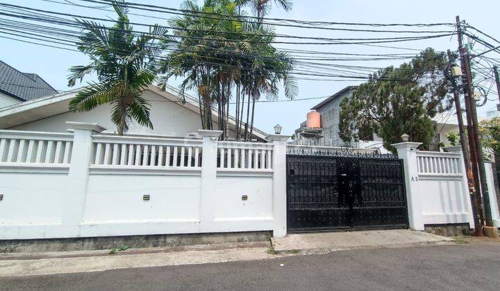 Rumah dijual cepat murah melalui lelang Lokasi Strategis diKemang 1