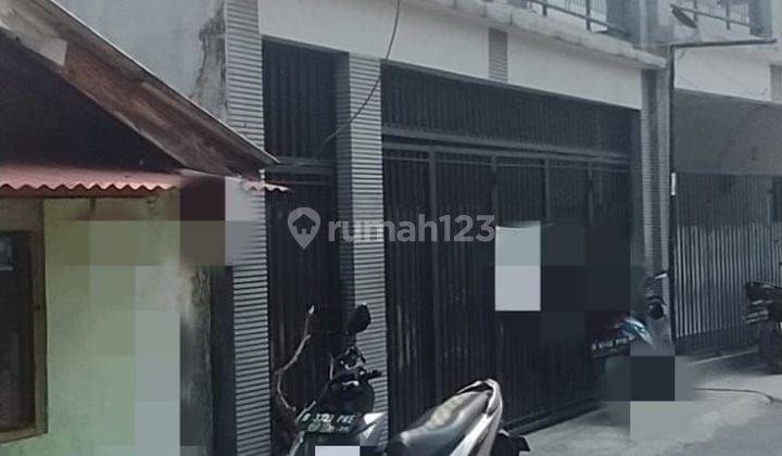 Rumah Dijual Murah  melalui lelang Lokasi Strategis Kemayoran 1