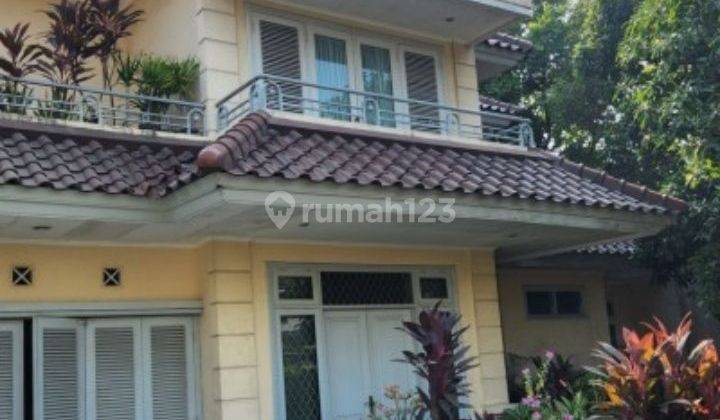 Rumah 2 Lantai Dijual Murah Lokasi Strategis lingkungan nyaman 1