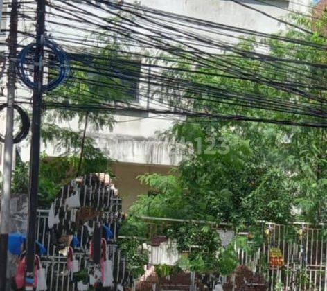 Ruko dijual melalui lelang di Jl Melawai Raya lokasi strategis 2